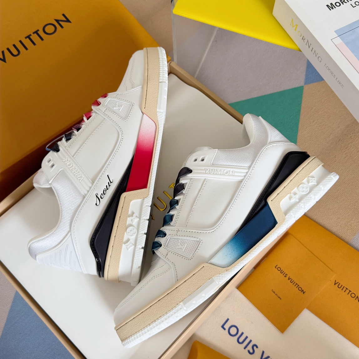 UA LV Trainer Sneaker
