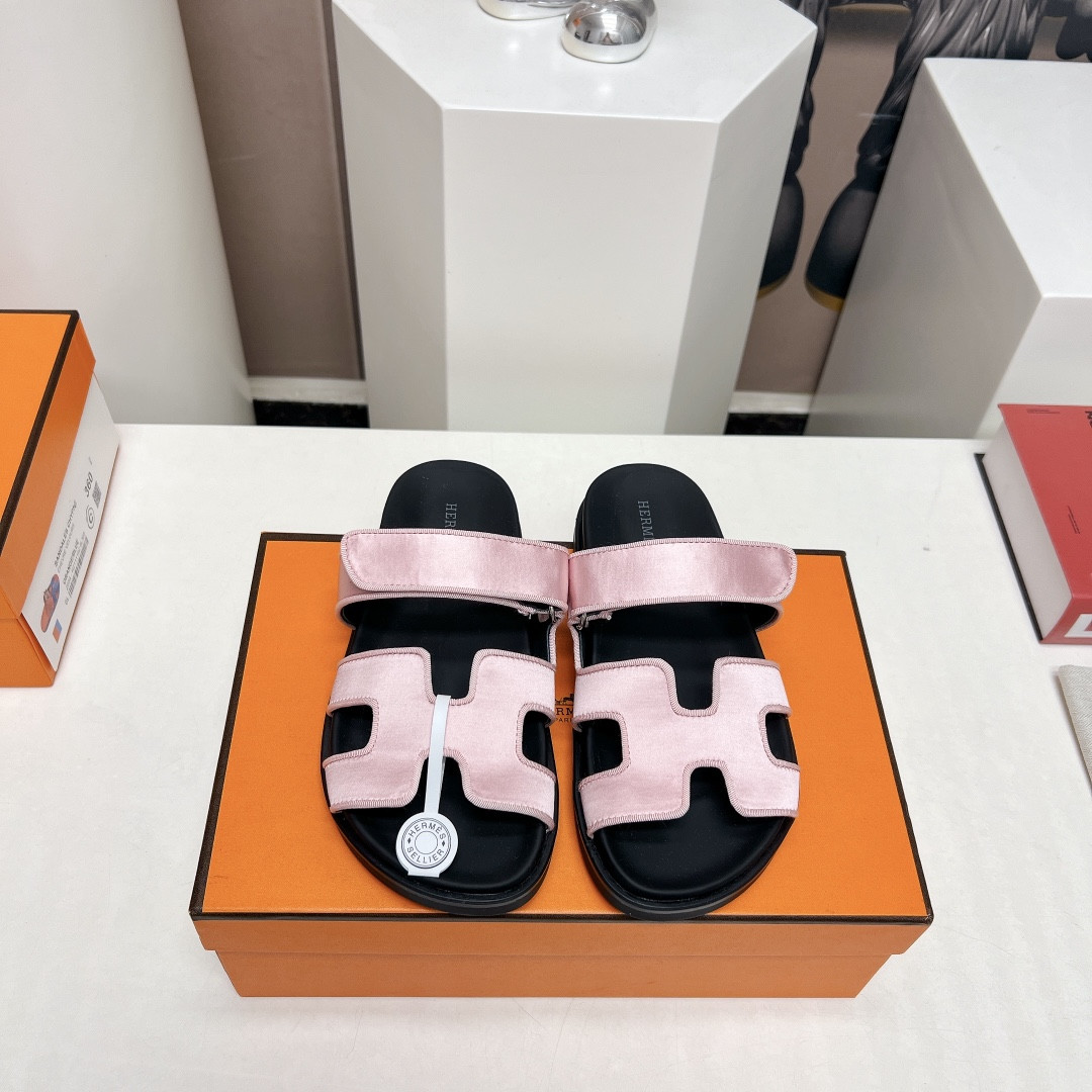 ua H**me5 chypre sandal