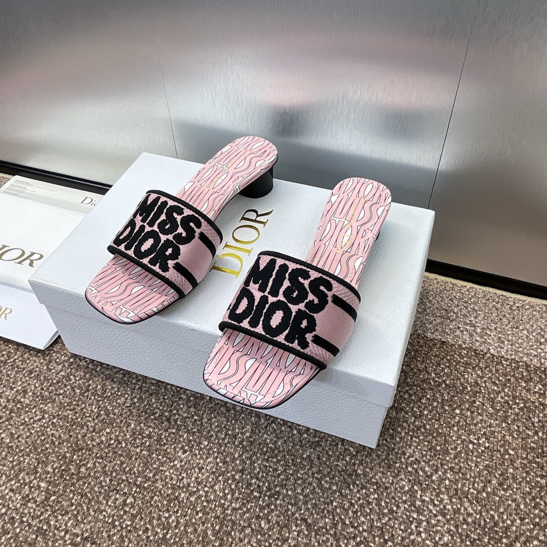 ua D*or dway heeled slide