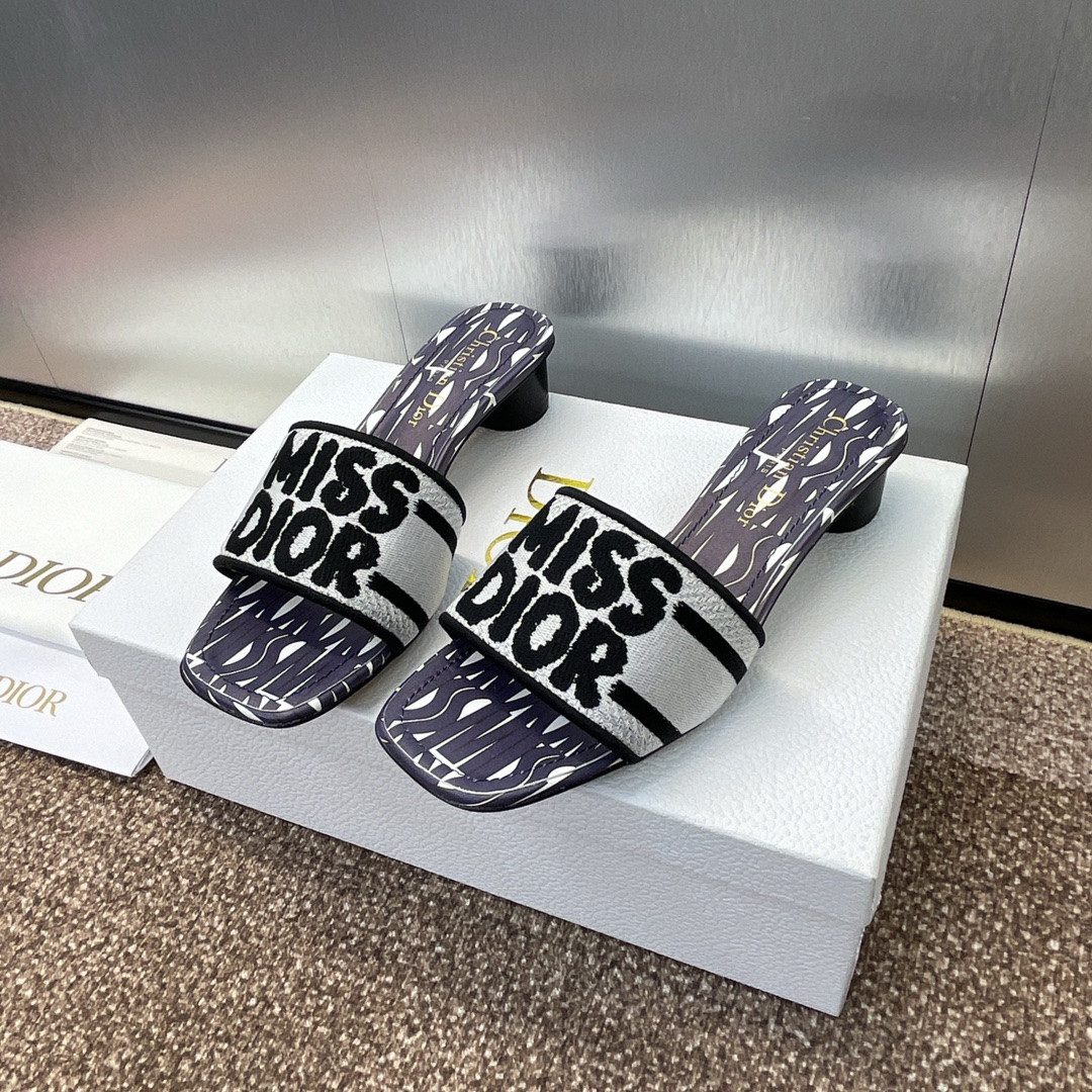 ua D*or dway heeled slide