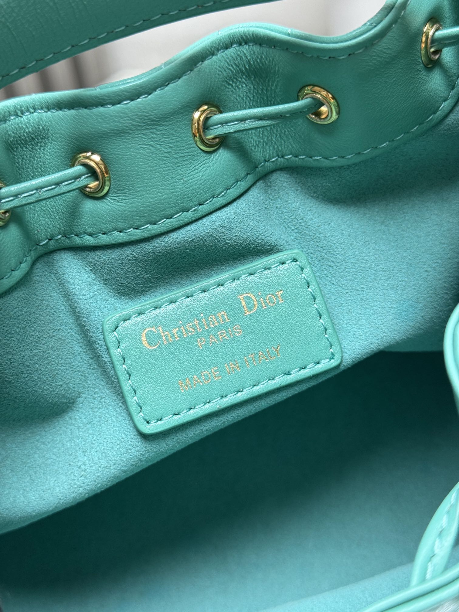 small D*or jolie bucket bag 17 x 16 x 10.5 cm