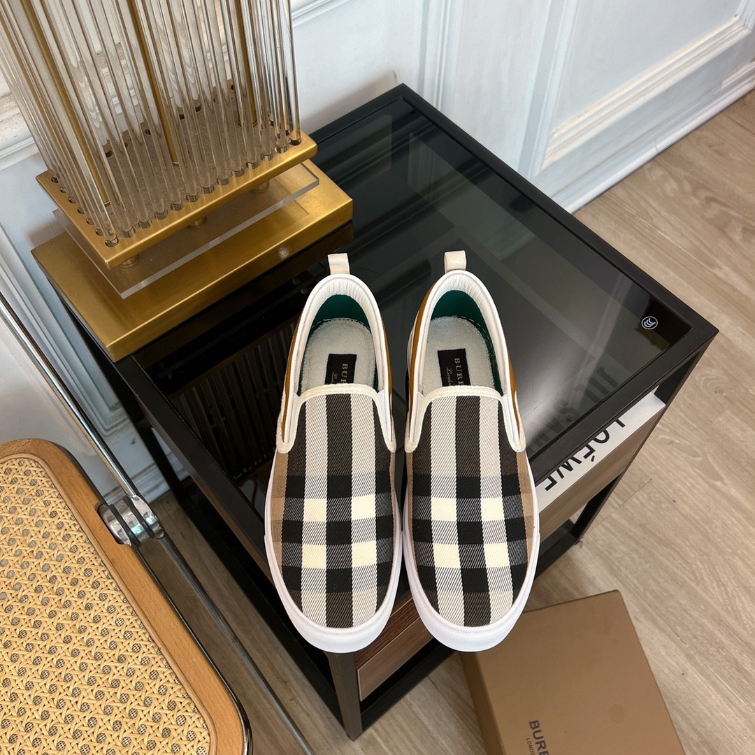 ua B**rry slip on sneakers