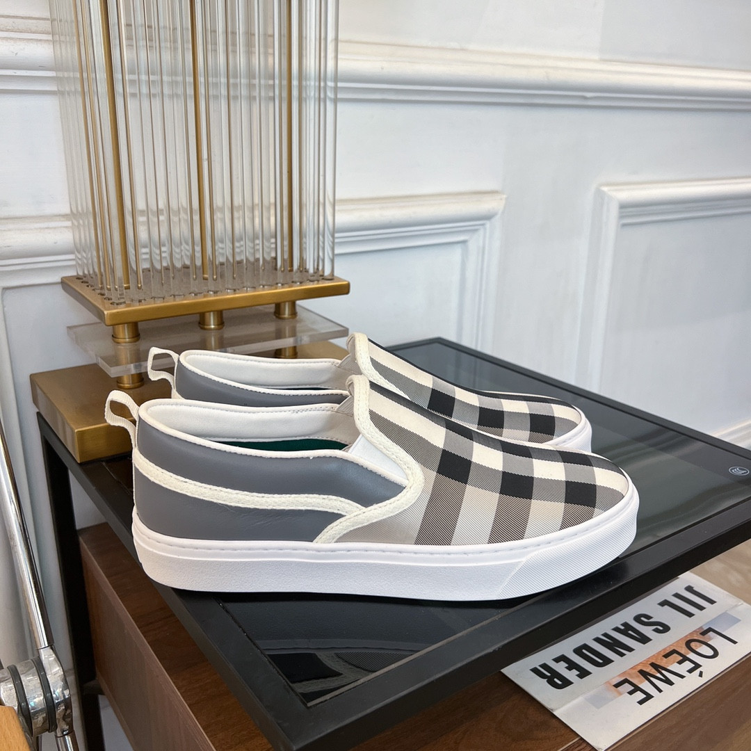 ua B**rry slip on sneakers