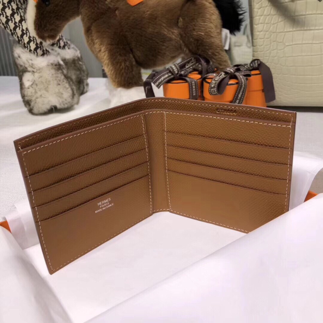 H**me5  poker compact wallet