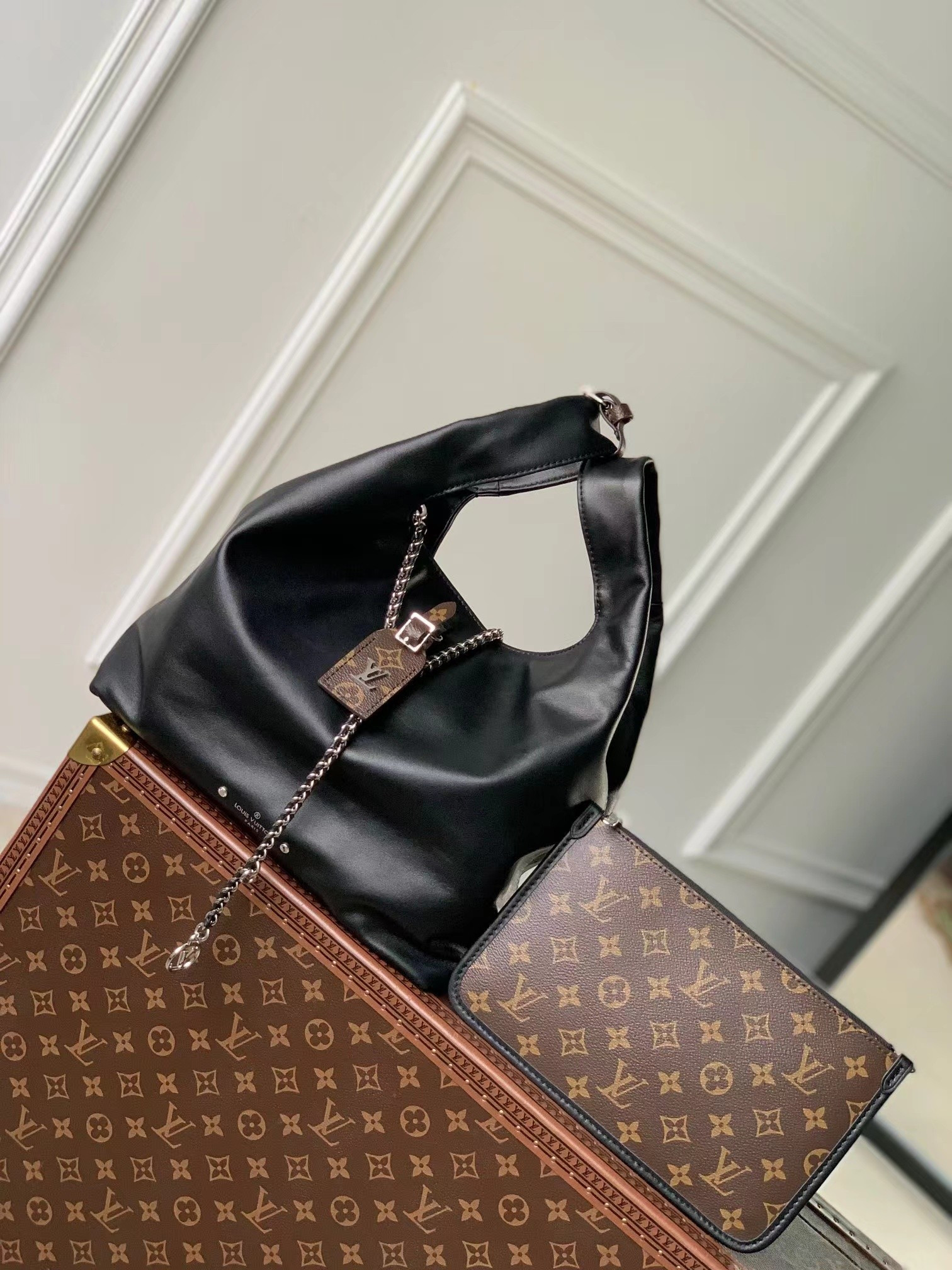LV Atlantis M11266 30x41x11CM