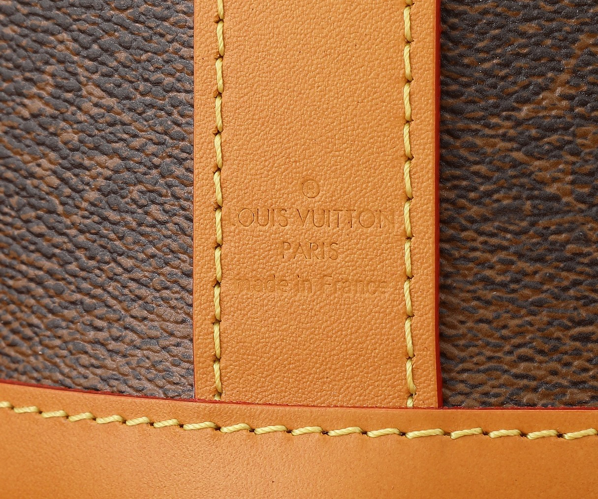 LV Envelope Pouch M11629 12.5x18x8.5CM