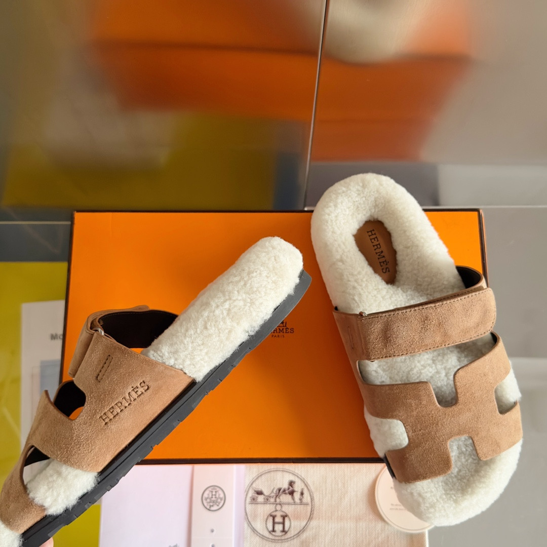 ua H**me5 chypre sandal