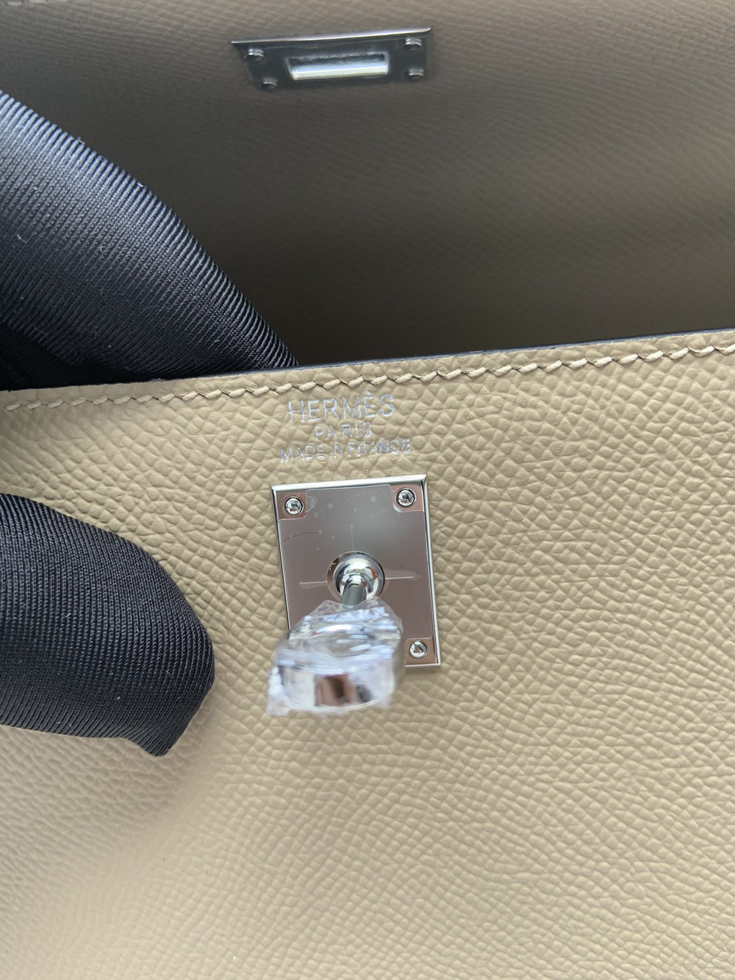 H**mes Kelly Silver-tone Hardware 25 28