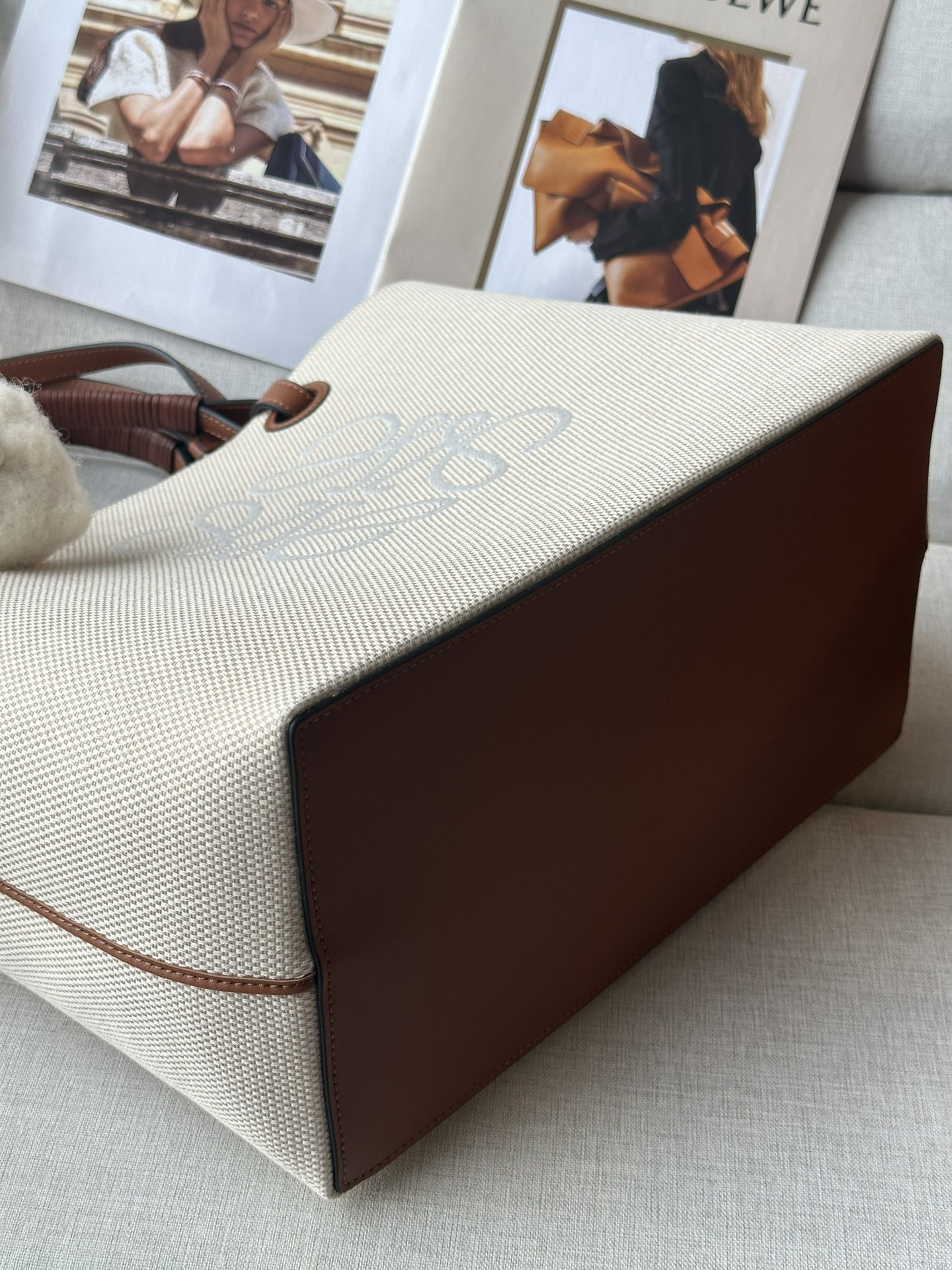 L0ew* anagram tote 32x18x12cm