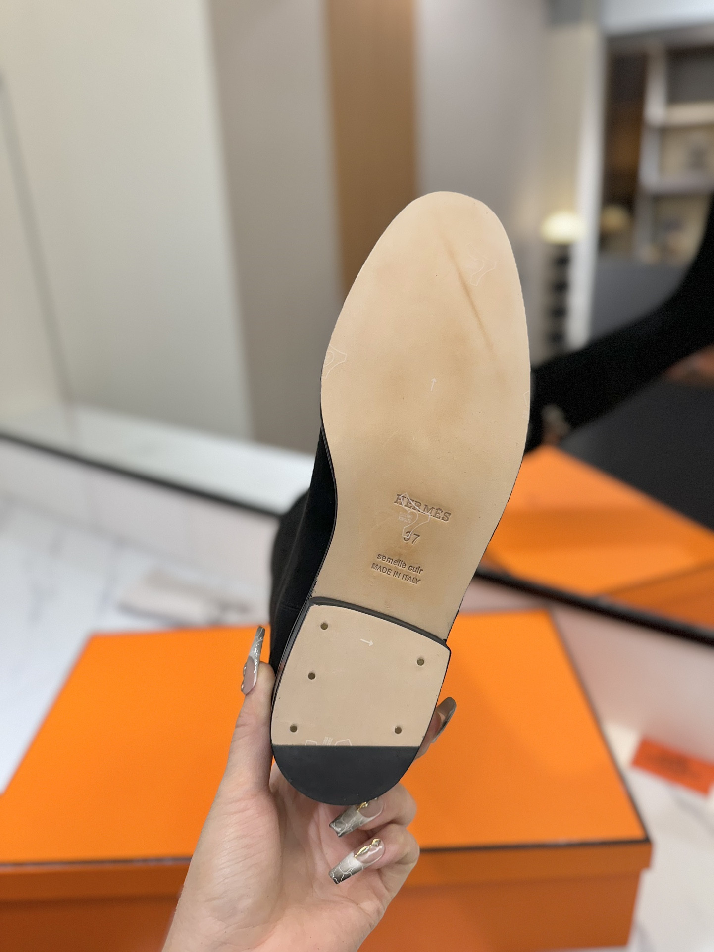 ua H**me5 jumping boots