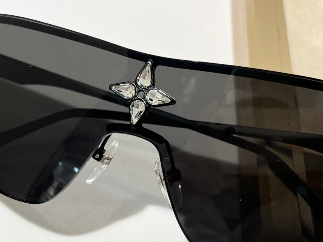 LV Glasses Z2064U 142-145