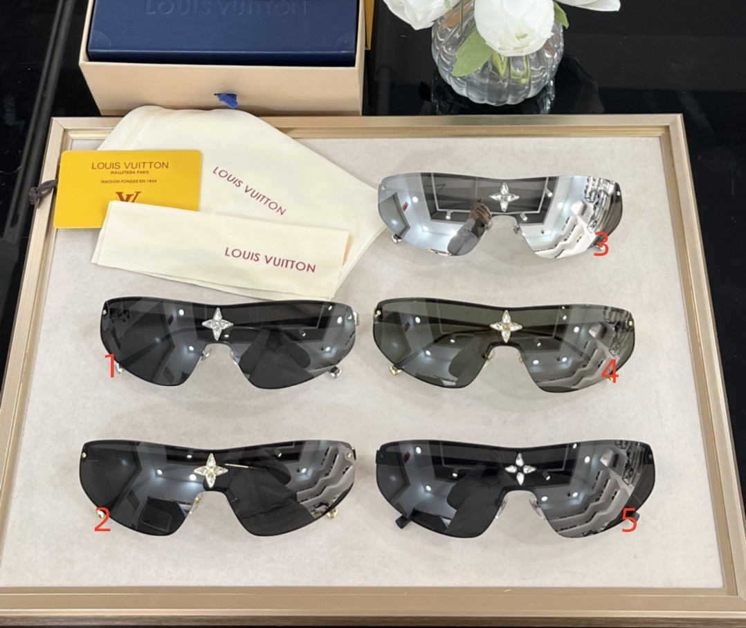 LV Glasses Z2064U 142-145