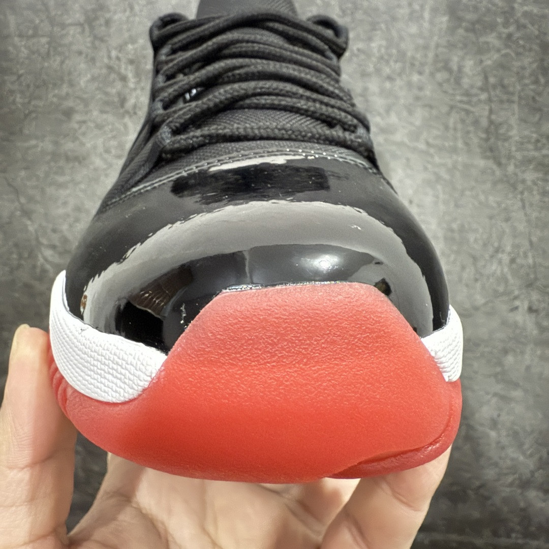 UA Air Jordan 11 Low Bred