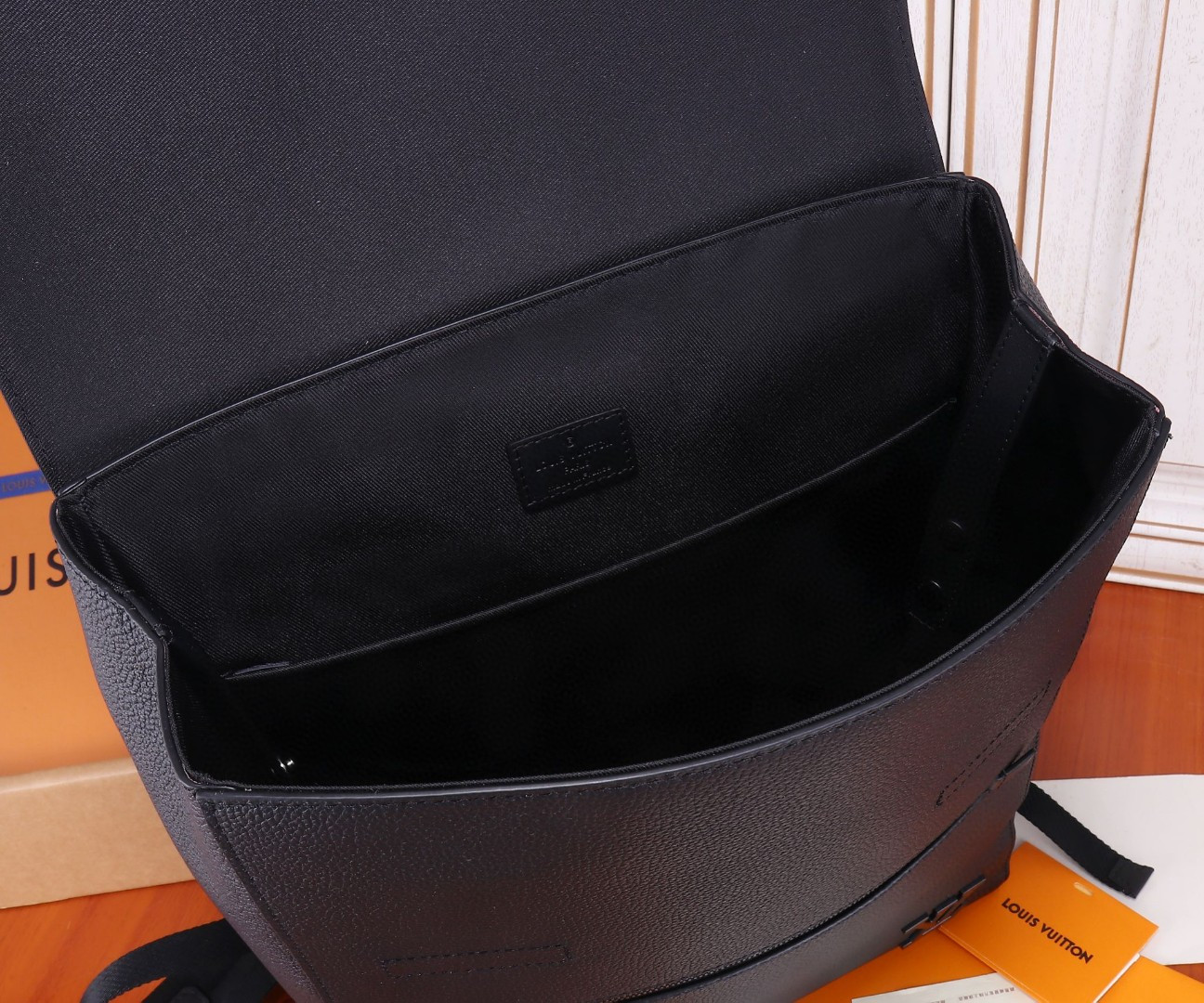 LV Fastline Backpack M21367 30x40x11cm