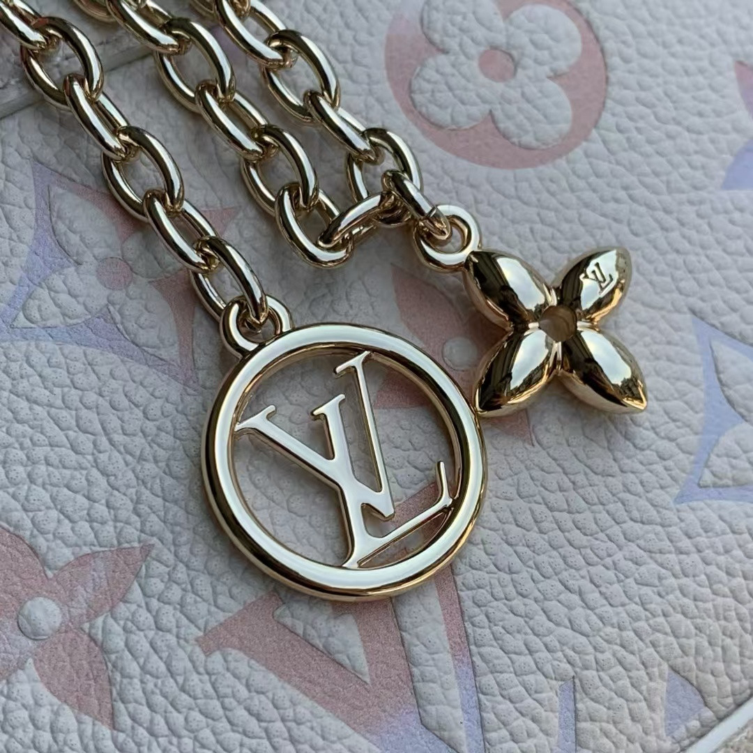 LV Nano Madeleine M25596 21x12.5x6cm