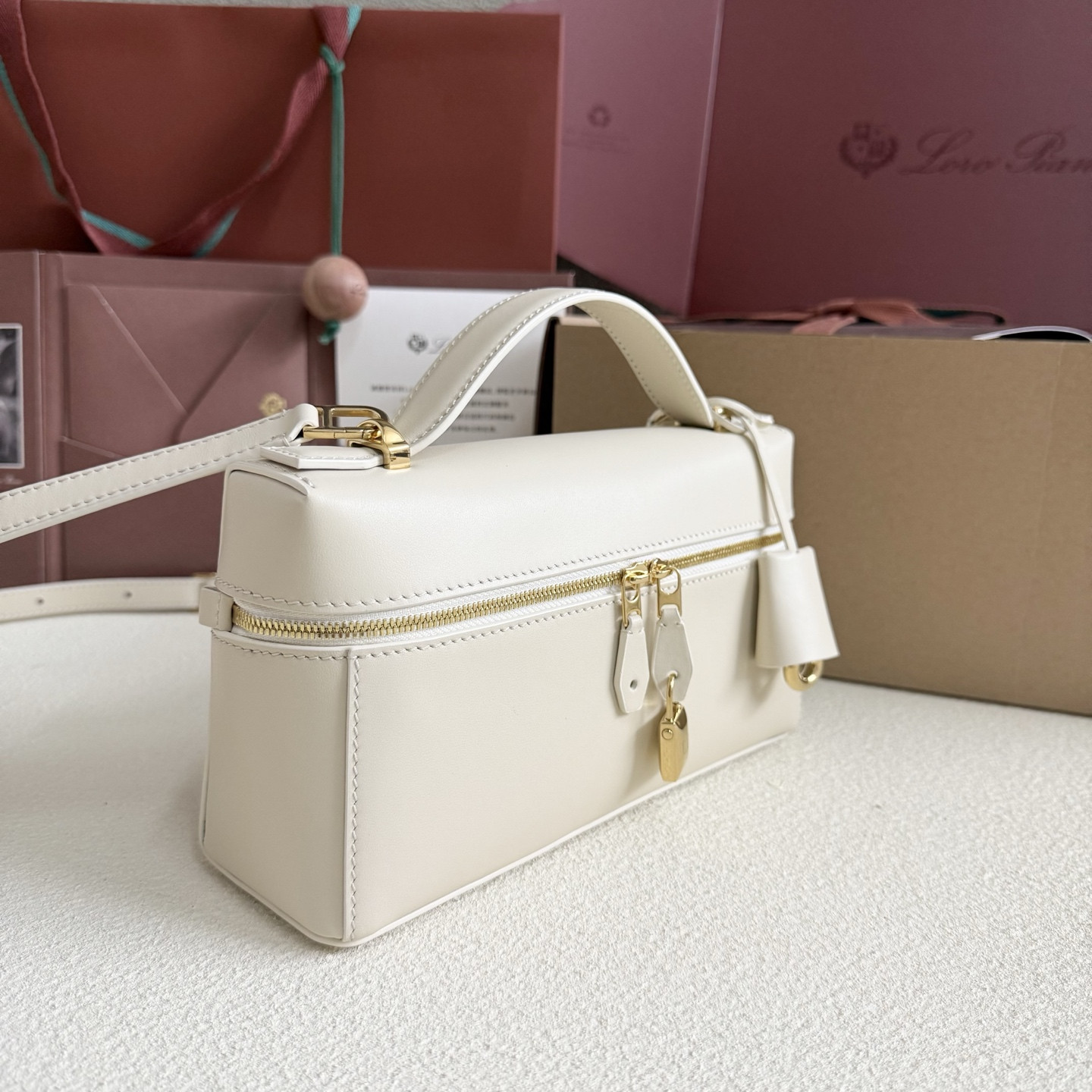 L**o p*ana extra bag l23 23x12x7cm