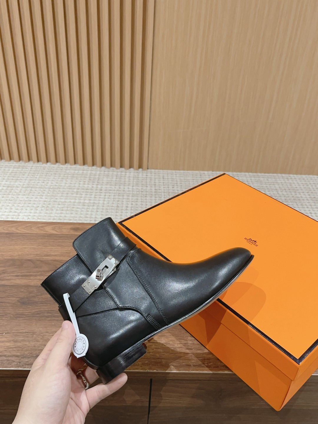 ua H**mes neo ankle boot