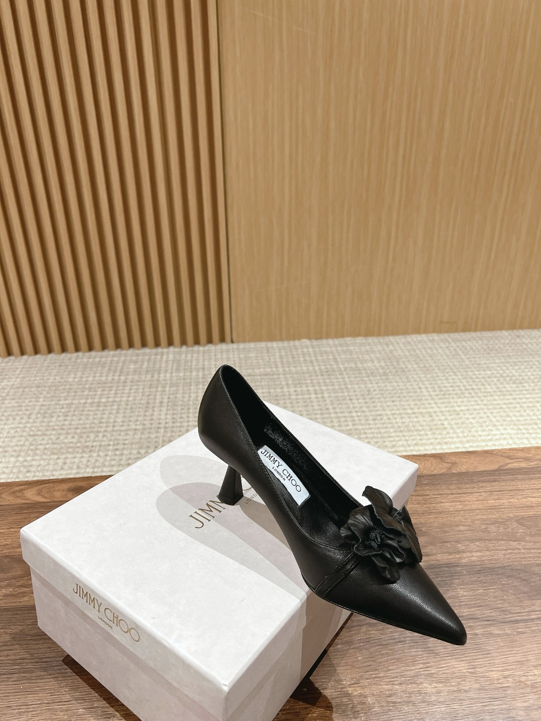ua Ji*y Ch* rosalia flowers pumps 6.5cm