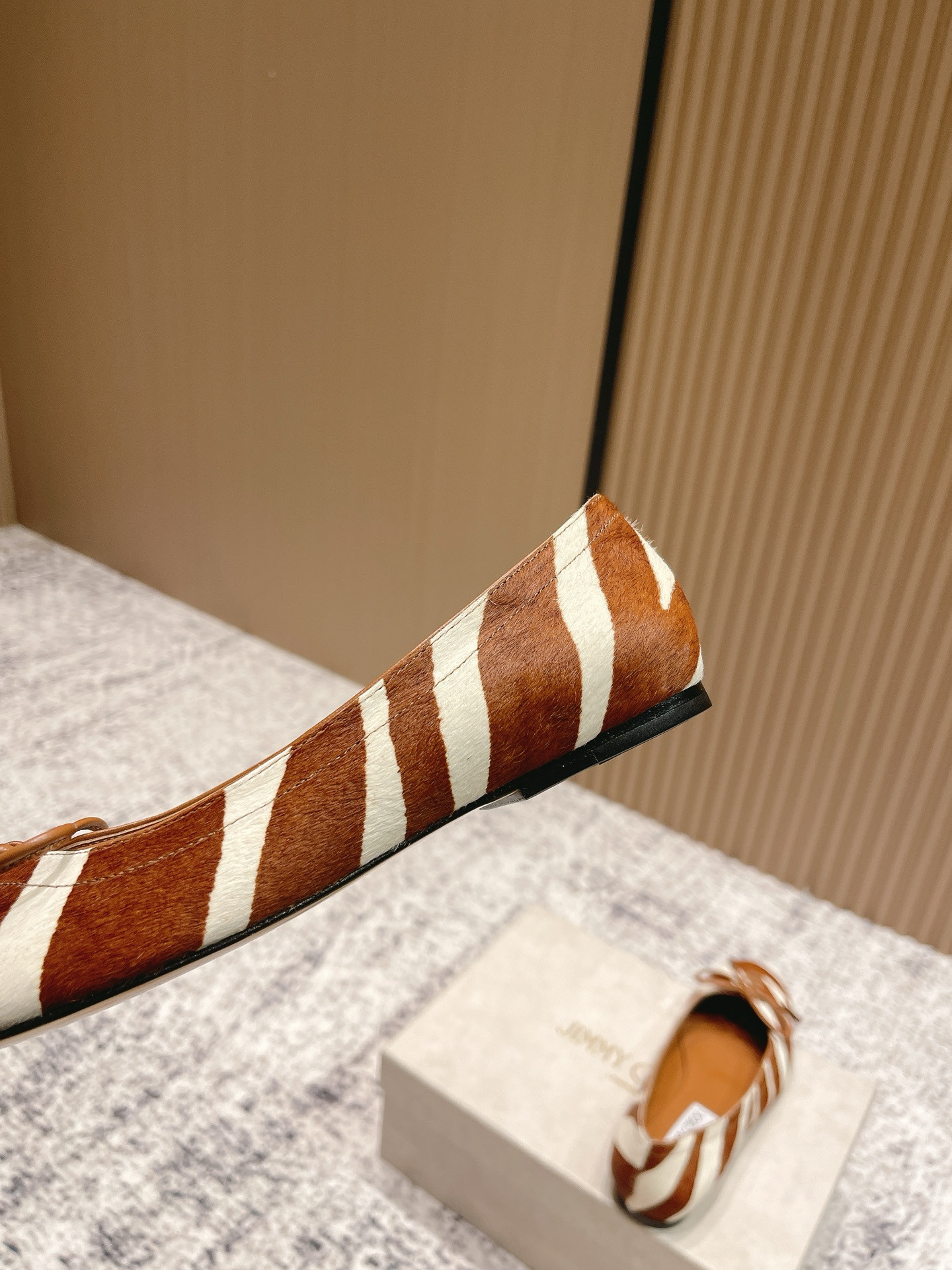 ua Ji*y Ch* scarlett ballerina flats