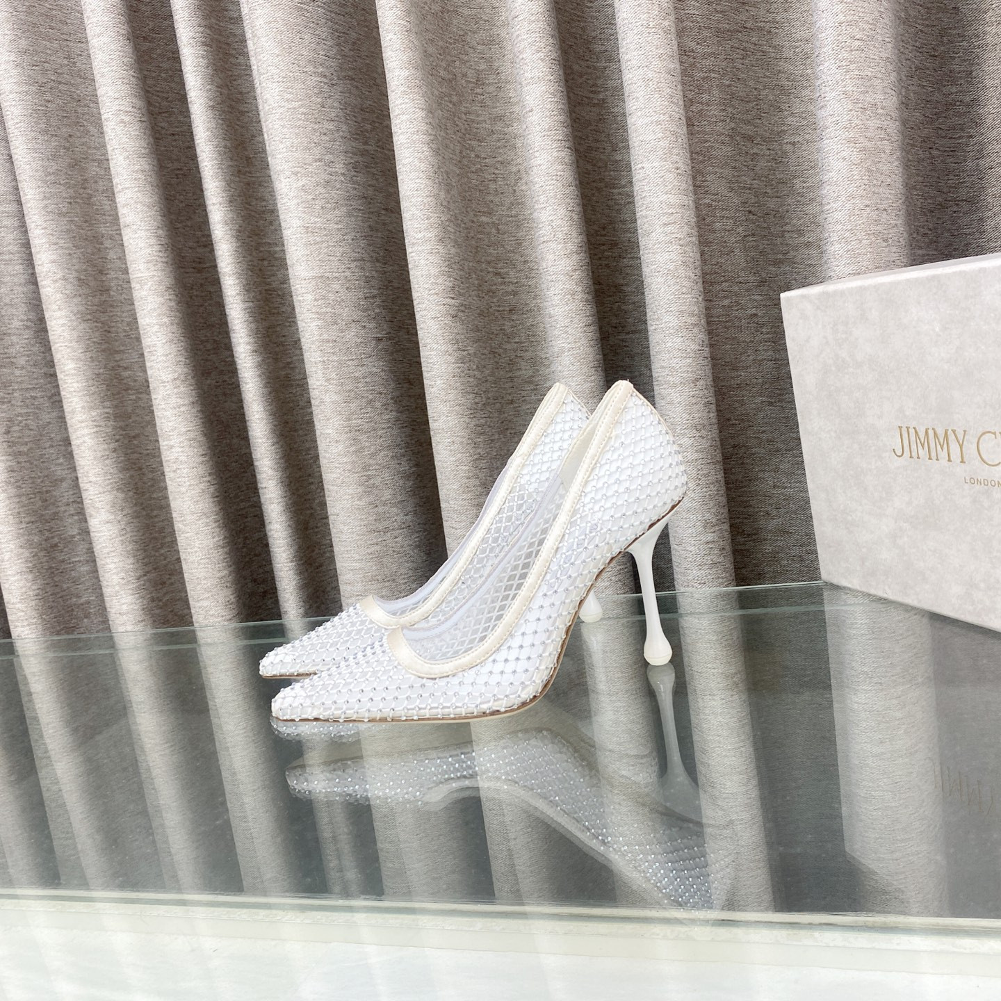 ua Ji*y Ch* ixia mesh pumps 8.5cm