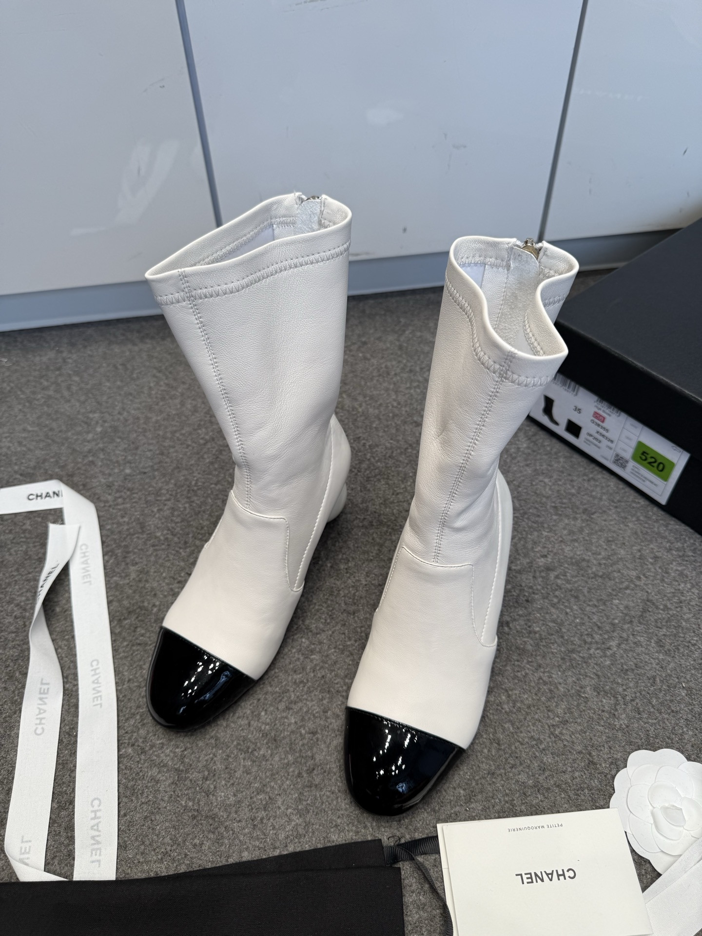 ua Ch*el mid-calf boots 6.5cm heel