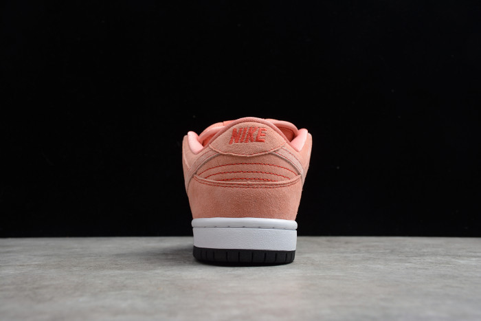 Nike SB Dunk Low “Pink Pig” CV1655-600