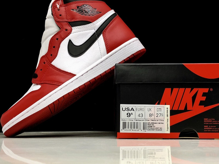Air Jordan 1 Retro High OG "Chicago" 555088-101