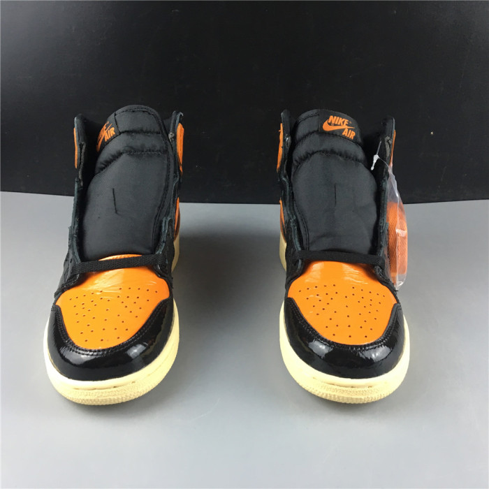 Air Jordan 1 Retro High Shattered Backboard 3.0 – 555088-028