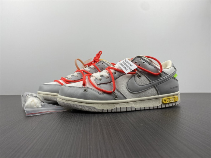 Off-White x Dunk Low ‘Lot 06 of 50’ DJ1602-110