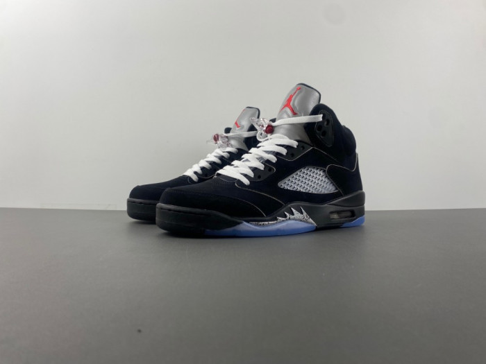 Air Jordan 5 “Black Metallic Reimagined” HF3975-001
