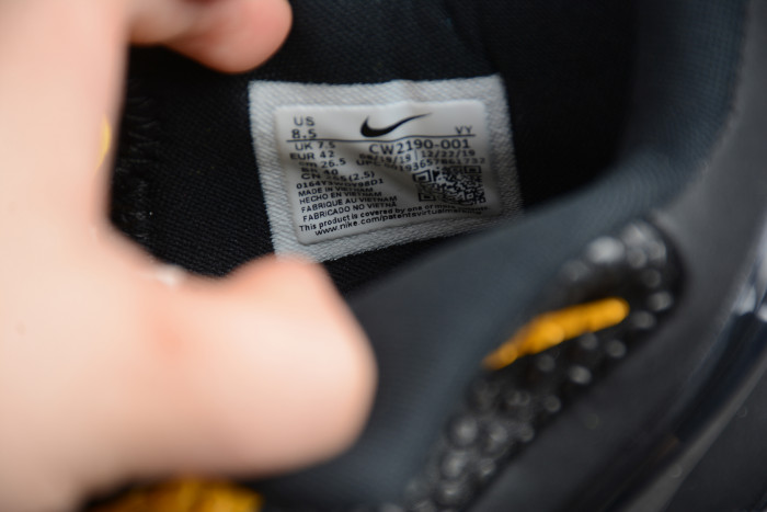 Nike Kobe 6 Protro “Del Sol” CW2190-001