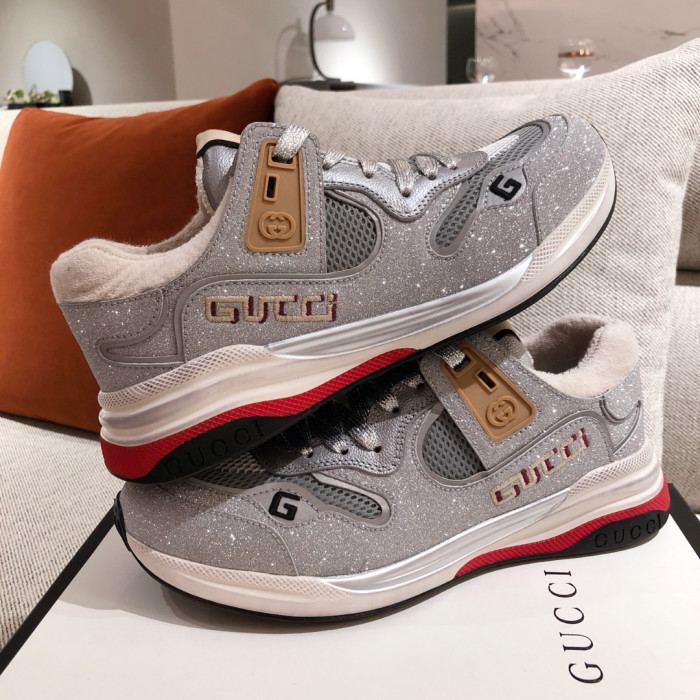 G*u*i mid sneaker