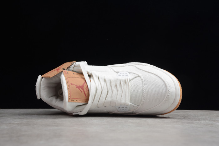 Levi’s x Air Jordan 4 ‘White’ AO2571-100