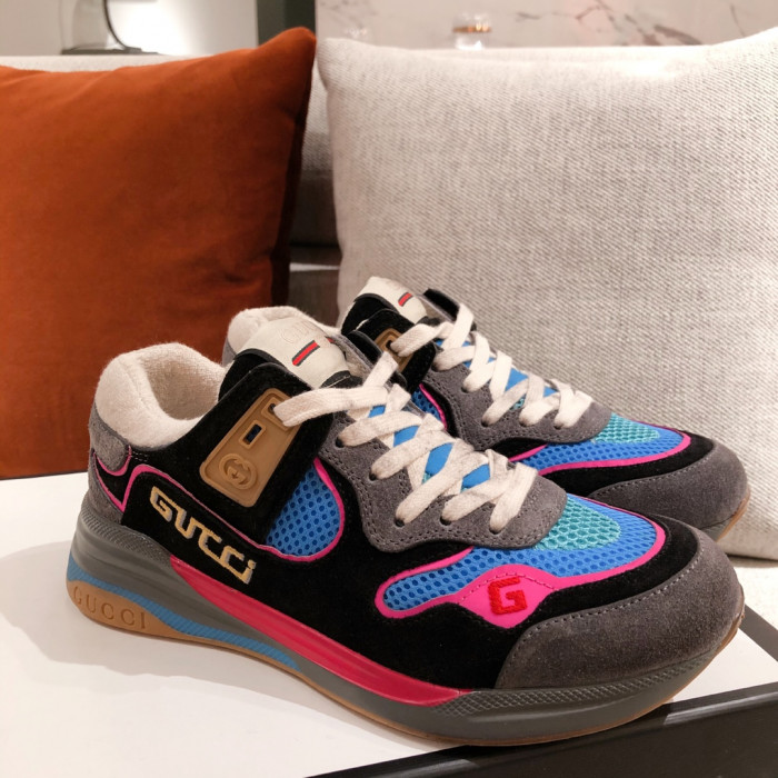 G*u*i mid sneaker