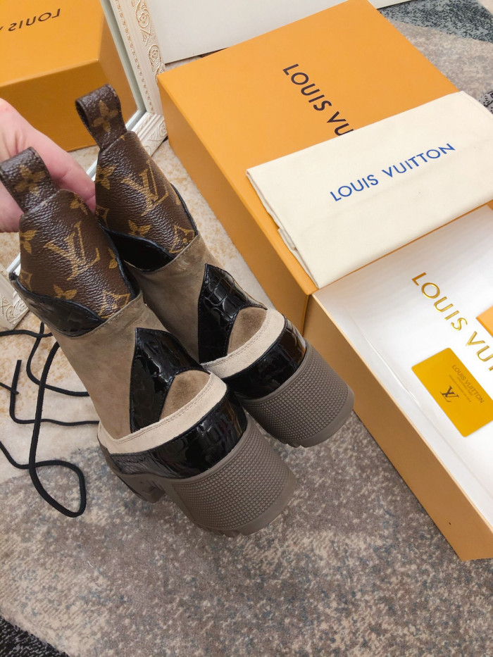 LOUS VUITO LAUREATE PLATFORM DESERT BOOT