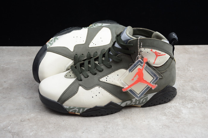 Patta x Air Jordan 7 “Icicle” AT3375-100
