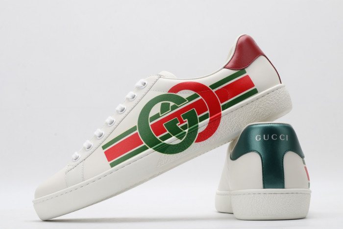 G*u*i low-top sneaker