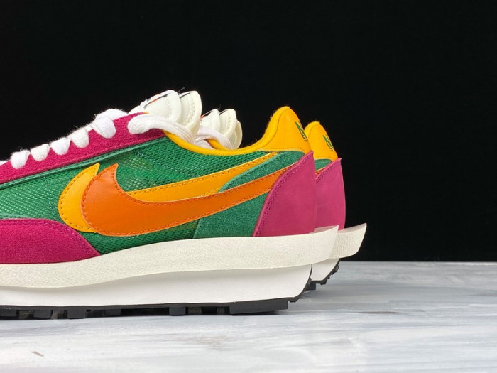 Sacai x Nike LDV Waffle ‘Pink Green’ BV0073-301