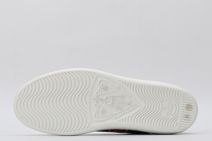G*u*i low-top sneaker