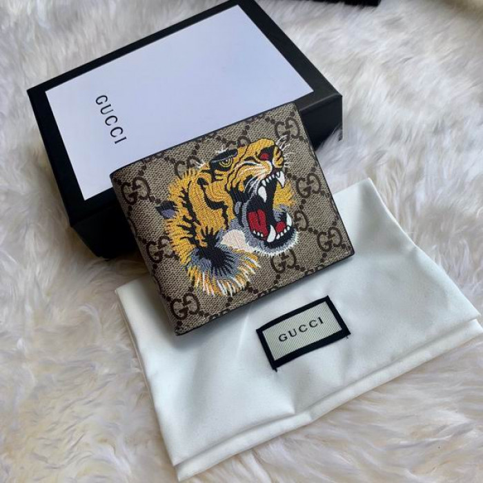 G*u*i wallet 451268 11*9