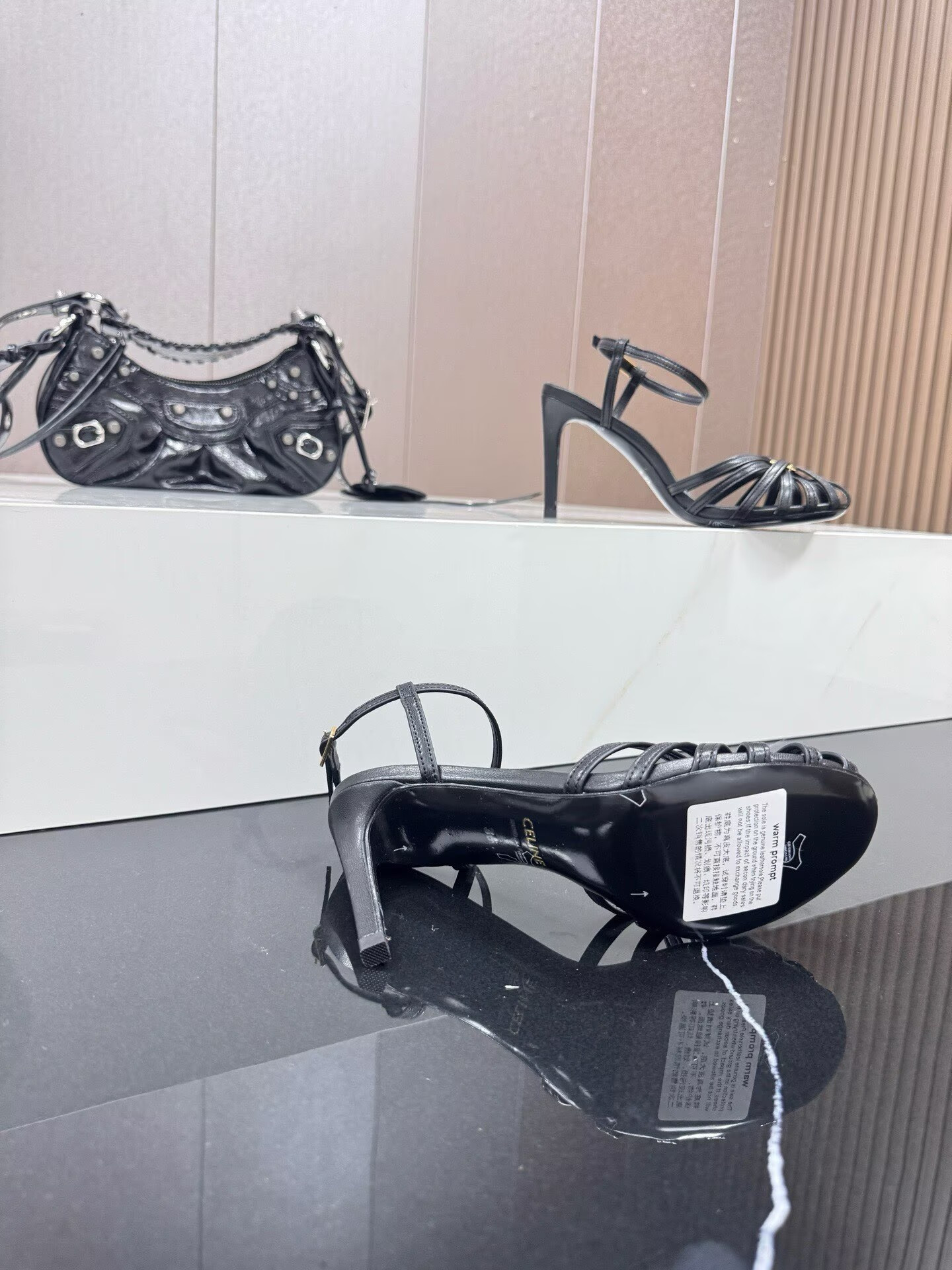 UA Ce1i*e Triomphe Sandals