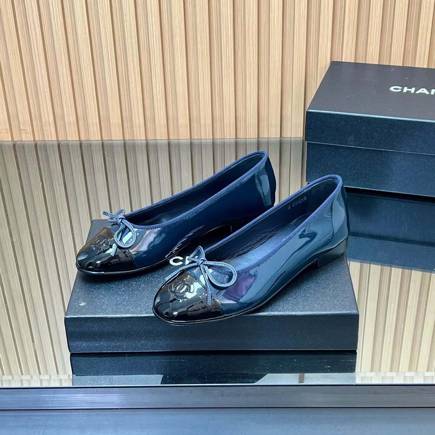 UA Ch**el Ballet flats