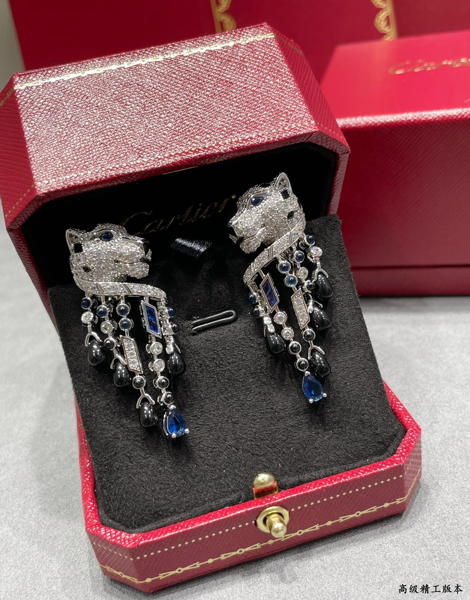 Ca*t1er Black Onyx Blue D1am0nd Leopard Earrings