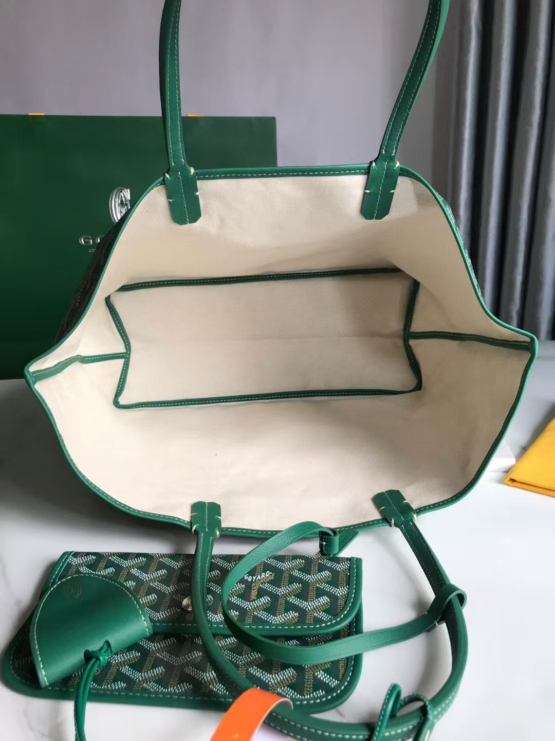 G09ard Small Saint L0vis Bag 28 cm x 15 cm x 34 cm