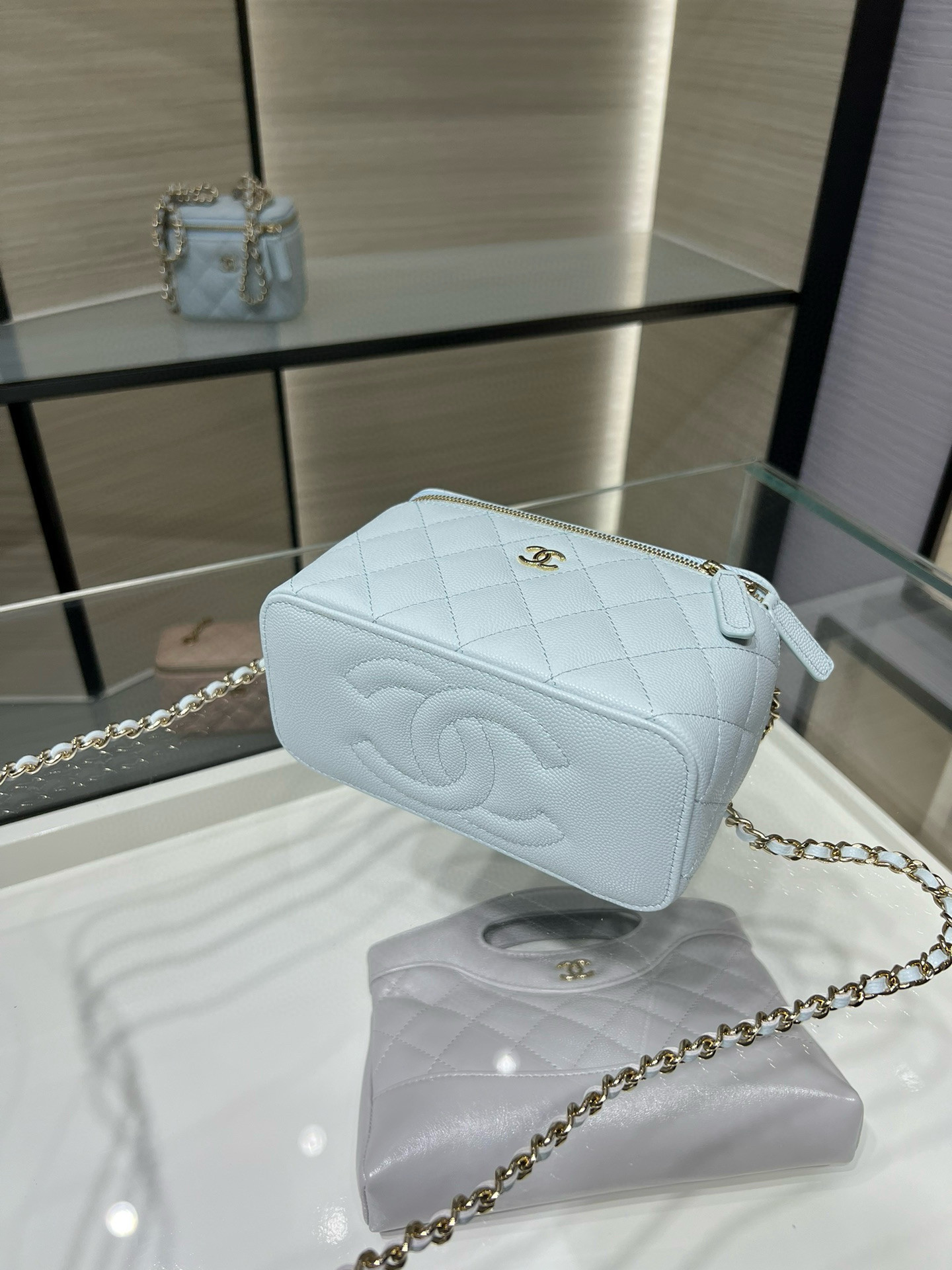 Ch**el Clutch With Chain 10x16x8cm