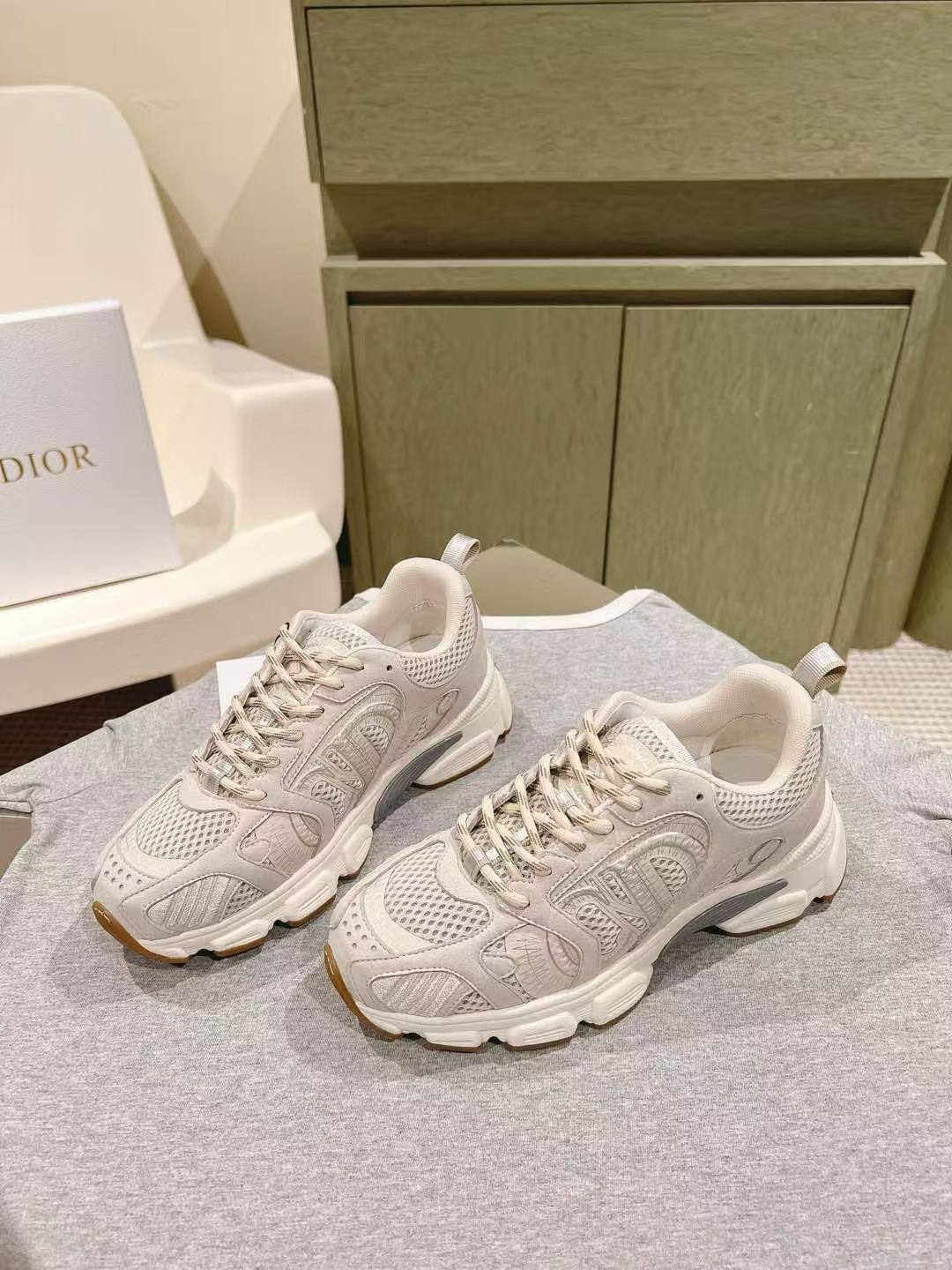 UA D10r Chrono Sneakers
