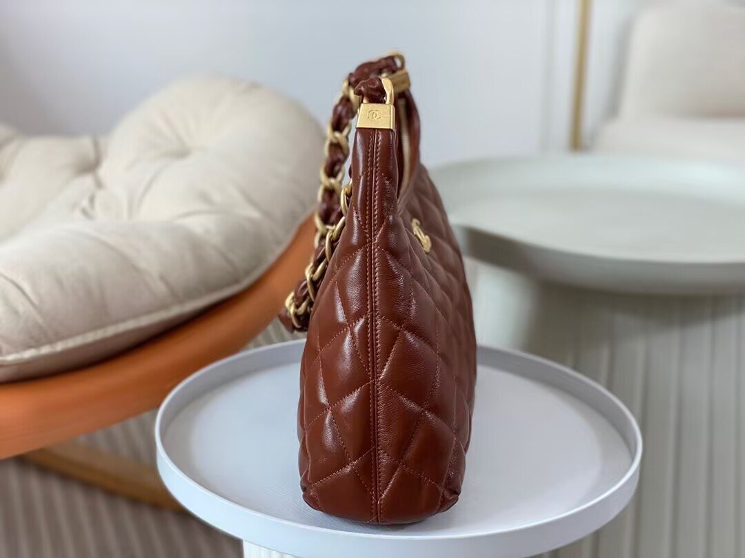 Ch**el Hobo Bag   30×28×11cm