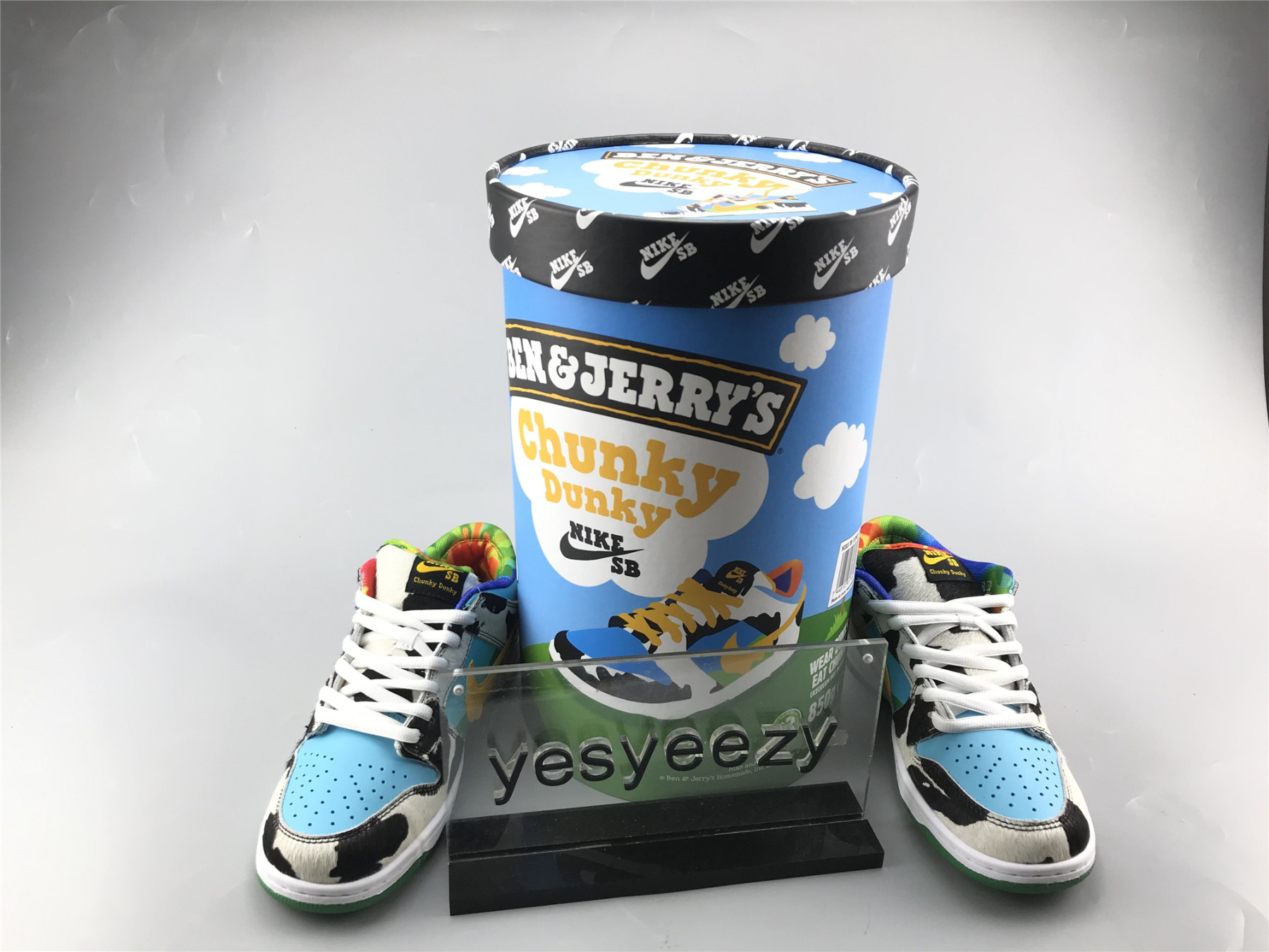 UA NIKE SB DUNK LOW X BEN & JERRY