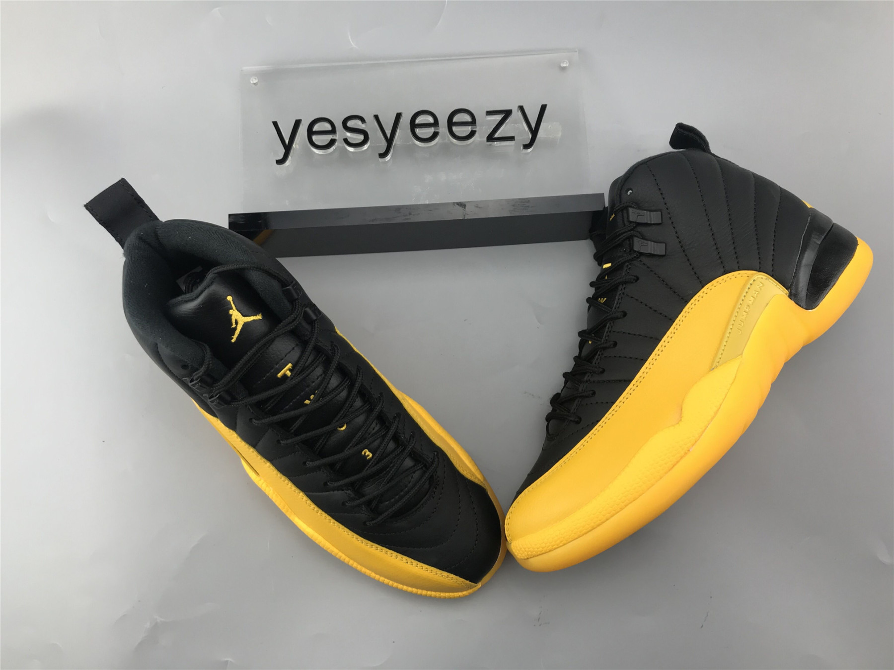 UA AIR JORDAN 12 "UNIVERSITY GOLD"