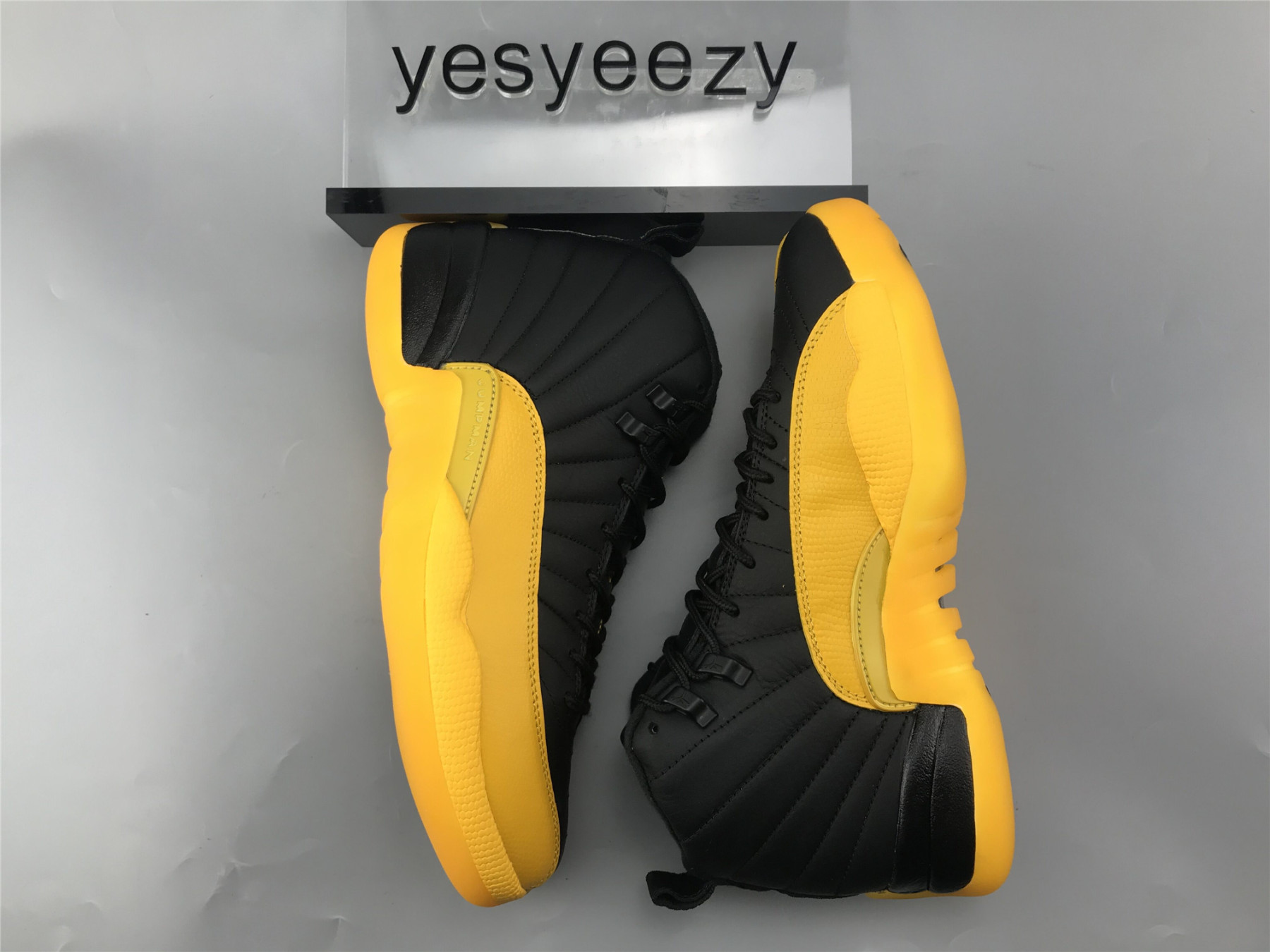 UA AIR JORDAN 12 "UNIVERSITY GOLD"
